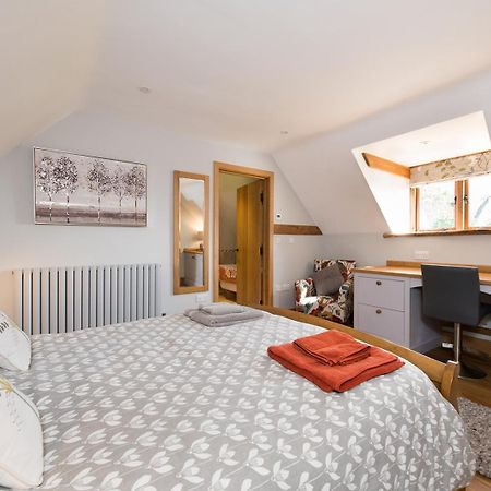 Ferienwohnung Exquisite Coach House Near Silverstone & Stowe Buckingham Exterior foto