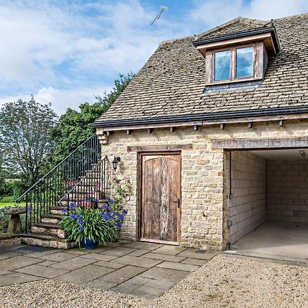 Ferienwohnung Exquisite Coach House Near Silverstone & Stowe Buckingham Exterior foto